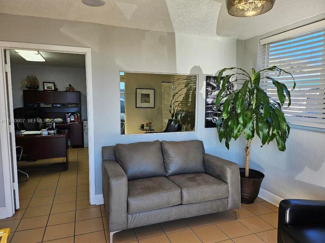 4010 E 8th Ave, Hialeah, Florida 33013, Hialeah, Florida 33013, ,Commercial Sale,For Sale,4010 E 8th Ave, Hialeah, Florida 33013,A11603607