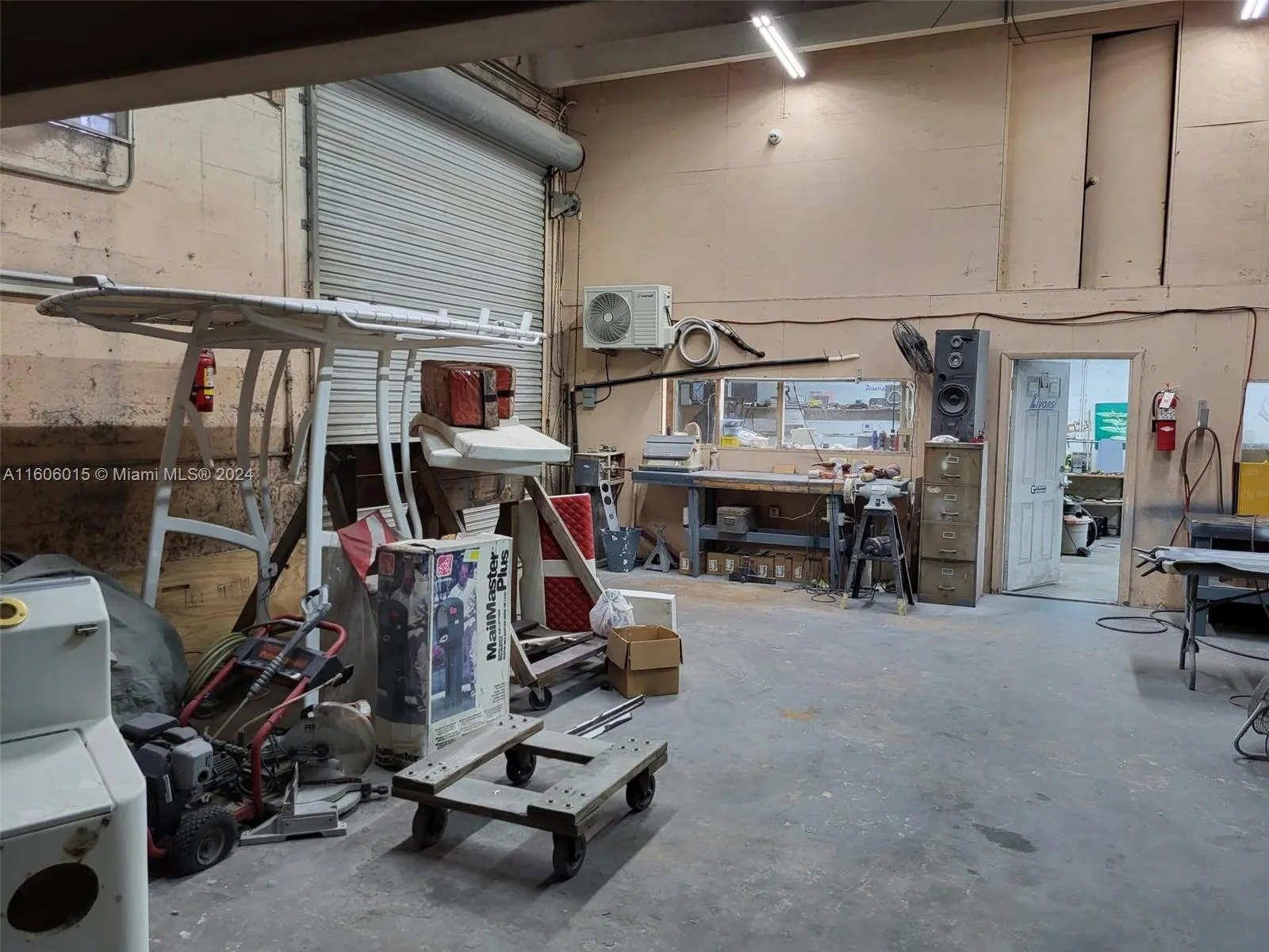 2157 Nw 23rd Ave, Miami, Florida 33142, Miami, Florida 33142, ,Commercial Sale,For Sale,2157 Nw 23rd Ave, Miami, Florida 33142,A11606015