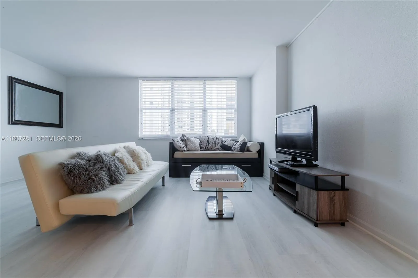 2501 S Ocean Dr 303, Hollywood, Florida 33019, Hollywood, Florida 33019, ,1 BathroomBathrooms,Residential Lease,For Rent,2501 S Ocean Dr 303, Hollywood, Florida 33019,A11607281