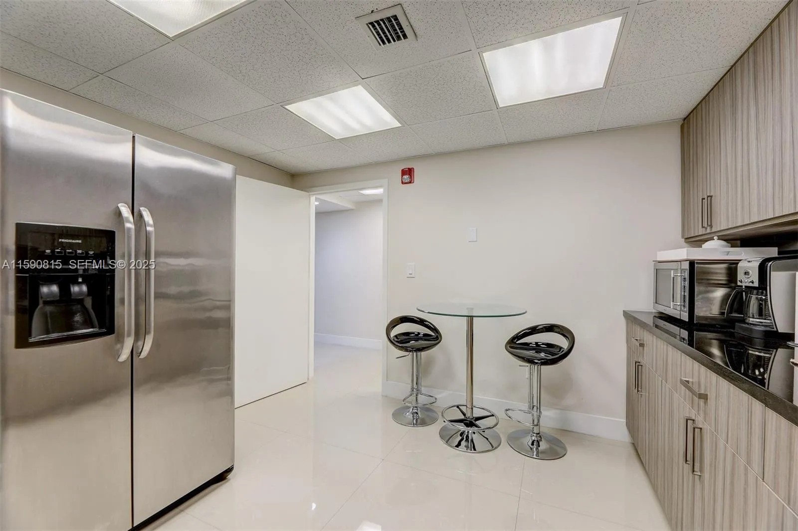 825 Brickell Bay Dr 246- 2, Miami, Florida 33131, Miami, Florida 33131, ,Commercial Lease,For Rent,825 Brickell Bay Dr 246- 2, Miami, Florida 33131,A11590815