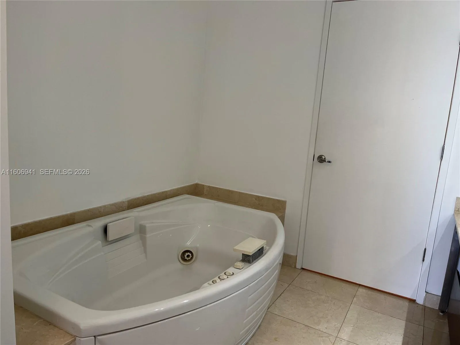 16275 Collins Ave 2603, Sunny Isles Beach, Florida, Sunny Isles Beach, Florida 33160, 1 Bedroom Bedrooms, ,1 BathroomBathrooms,Residential Lease,For Rent,16275 Collins Ave 2603, Sunny Isles Beach, Florida,A11606941