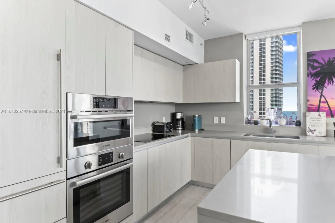 4010 S Ocean Dr R2409, Hollywood, Florida 33019, Hollywood, Florida 33019, 2 Bedrooms Bedrooms, ,2 BathroomsBathrooms,Residential,For Sale,4010 S Ocean Dr R2409, Hollywood, Florida 33019,A11610237