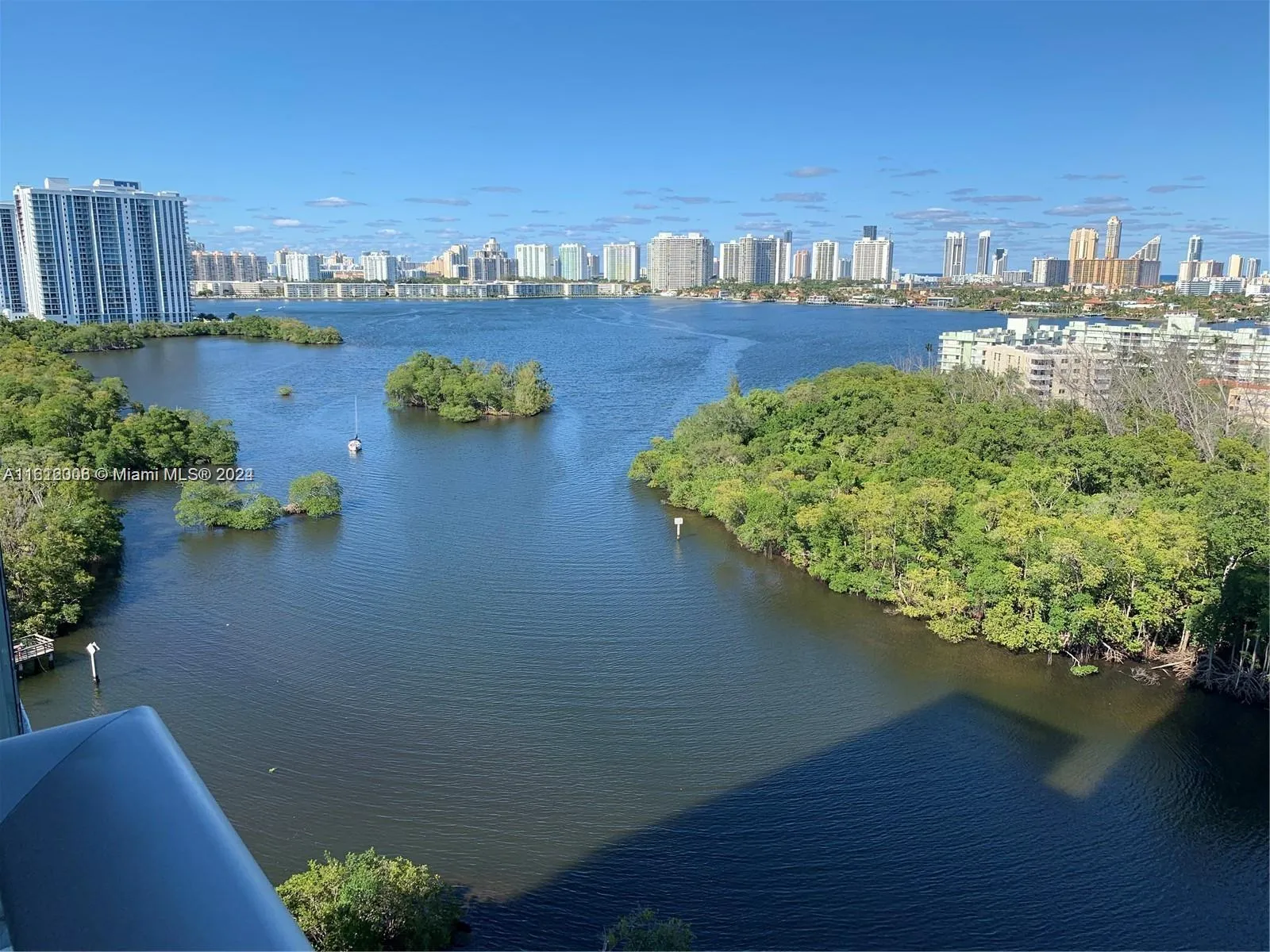 16385 Biscayne Blvd 1418, North Miami Beach, Flori, North Miami Beach, Florida 33160, 2 Bedrooms Bedrooms, ,2 BathroomsBathrooms,Residential,For Sale,16385 Biscayne Blvd 1418, North Miami Beach, Flori,A11612006