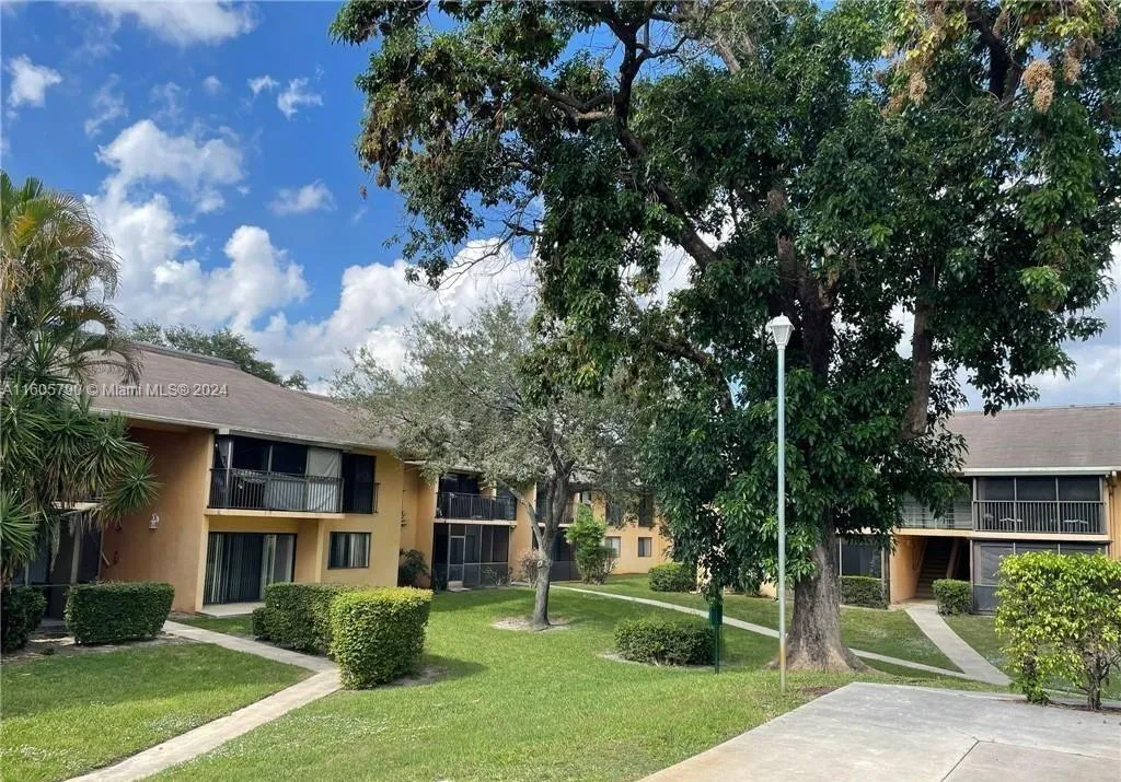 5855 Washington St 97, Hollywood, Florida 33023, Hollywood, Florida 33023, 1 Bedroom Bedrooms, ,1 BathroomBathrooms,Residential Lease,For Rent,5855 Washington St 97, Hollywood, Florida 33023,A11605790