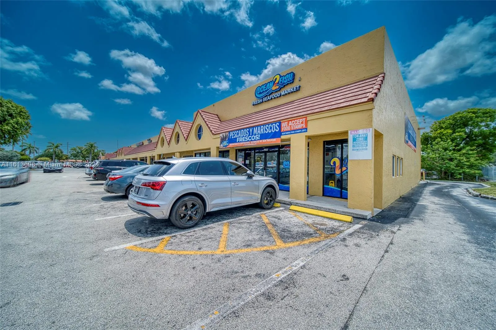 Top Of The Line Fish & Seafood Market With Dis, Miami, Florida 33186, ,Business Opportunity,For Sale,Top Of The Line Fish & Seafood Market With Dis,A11613608