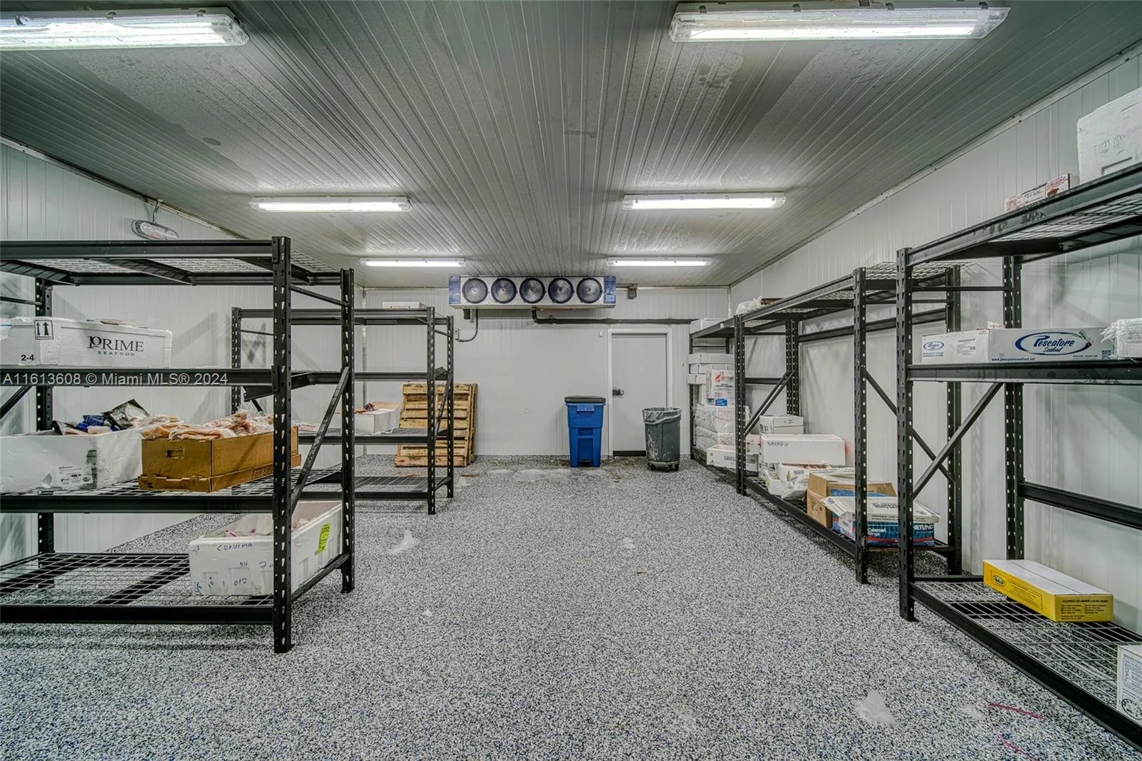 Top Of The Line Fish & Seafood Market With Dis, Miami, Florida 33186, ,Business Opportunity,For Sale,Top Of The Line Fish & Seafood Market With Dis,A11613608