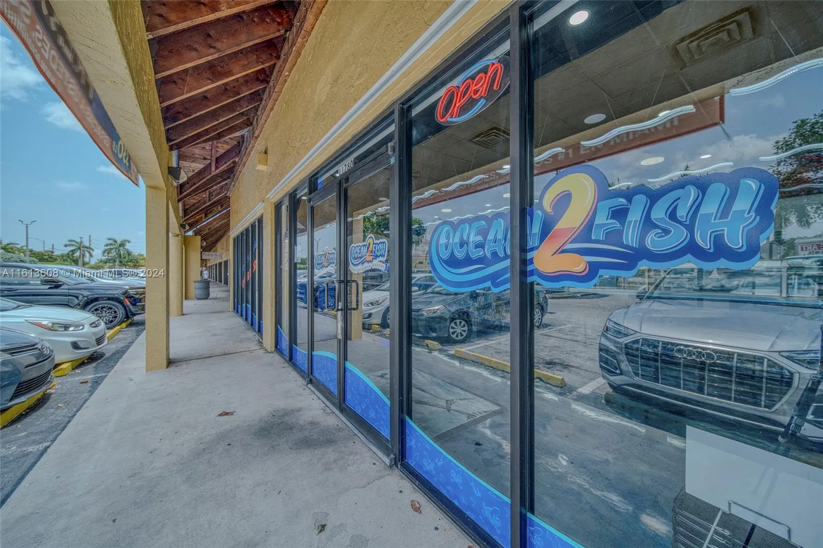 Top Of The Line Fish & Seafood Market With Dis, Miami, Florida 33186, ,Business Opportunity,For Sale,Top Of The Line Fish & Seafood Market With Dis,A11613608