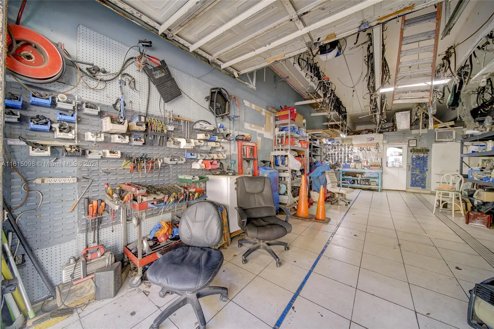 Established Automotive Ac Repair Business In Miami, Miami, Florida 33174, ,Business Opportunity,For Sale,Established Automotive Ac Repair Business In Miami,A11615098