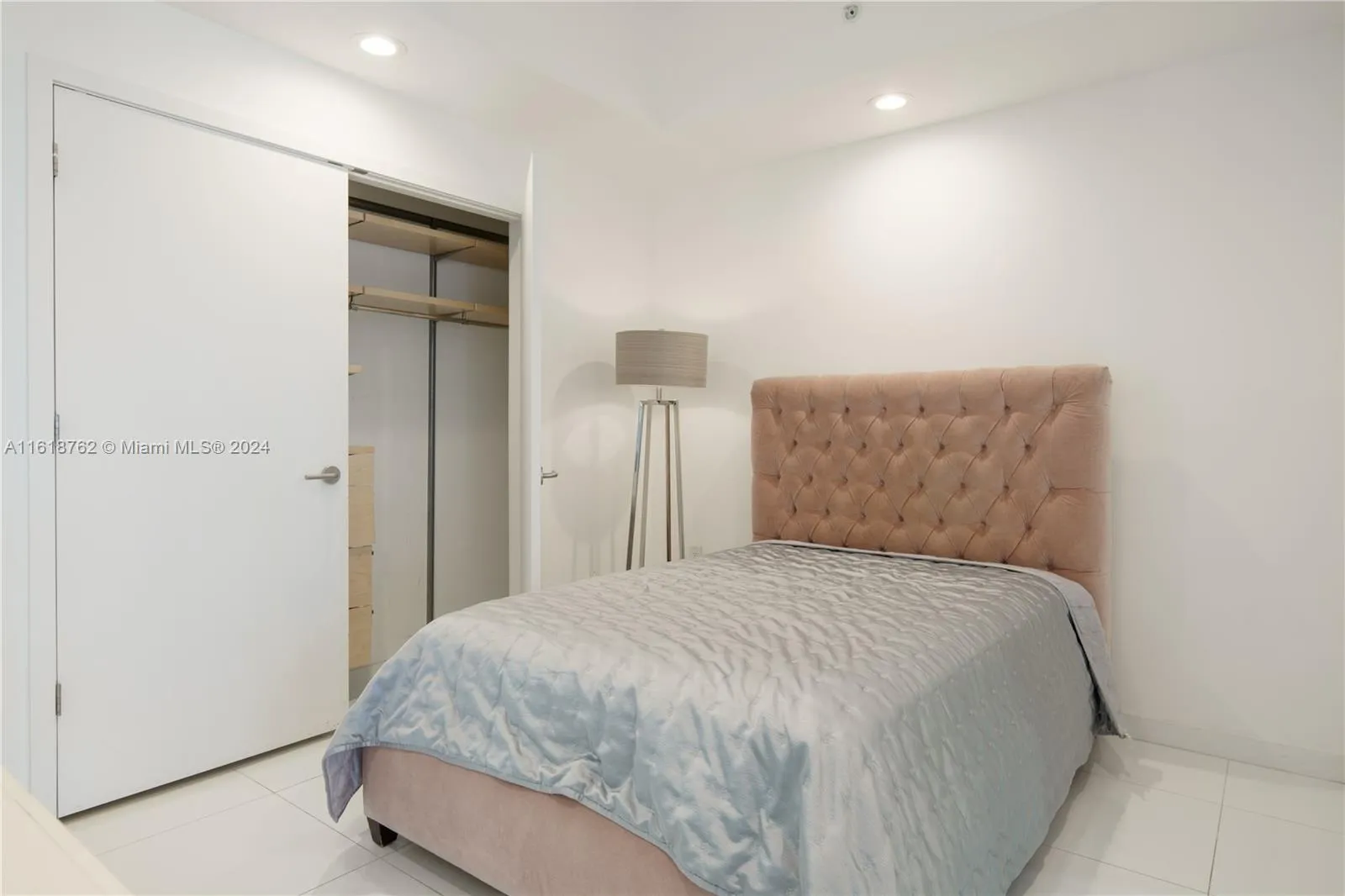 851 Ne 1st Ave 4406, Miami, Florida 33132, Miami, Florida 33132, 2 Bedrooms Bedrooms, ,2 BathroomsBathrooms,Residential,For Sale,851 Ne 1st Ave 4406, Miami, Florida 33132,A11618762