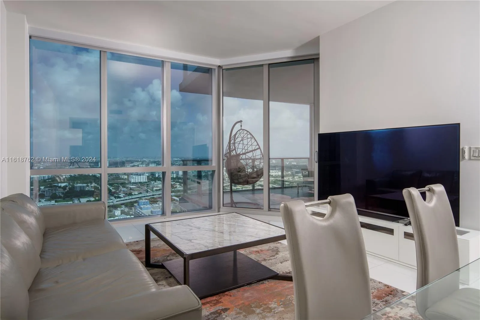 851 Ne 1st Ave 4406, Miami, Florida 33132, Miami, Florida 33132, 2 Bedrooms Bedrooms, ,2 BathroomsBathrooms,Residential,For Sale,851 Ne 1st Ave 4406, Miami, Florida 33132,A11618762