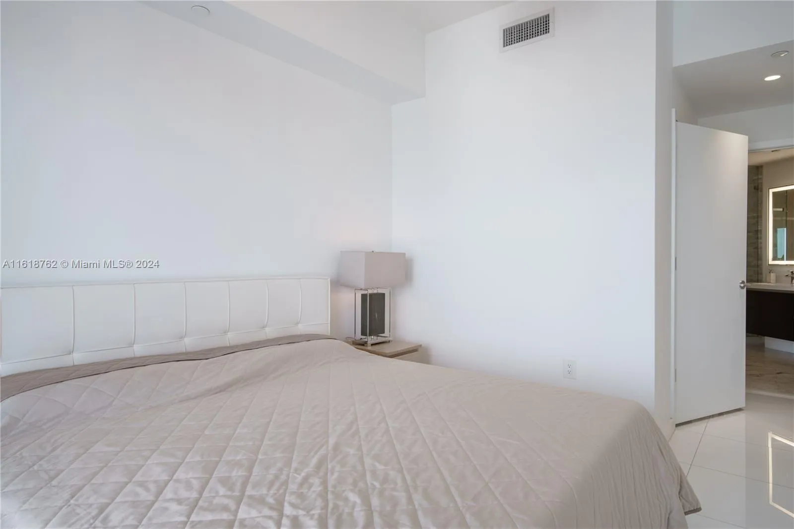 851 Ne 1st Ave 4406, Miami, Florida 33132, Miami, Florida 33132, 2 Bedrooms Bedrooms, ,2 BathroomsBathrooms,Residential,For Sale,851 Ne 1st Ave 4406, Miami, Florida 33132,A11618762