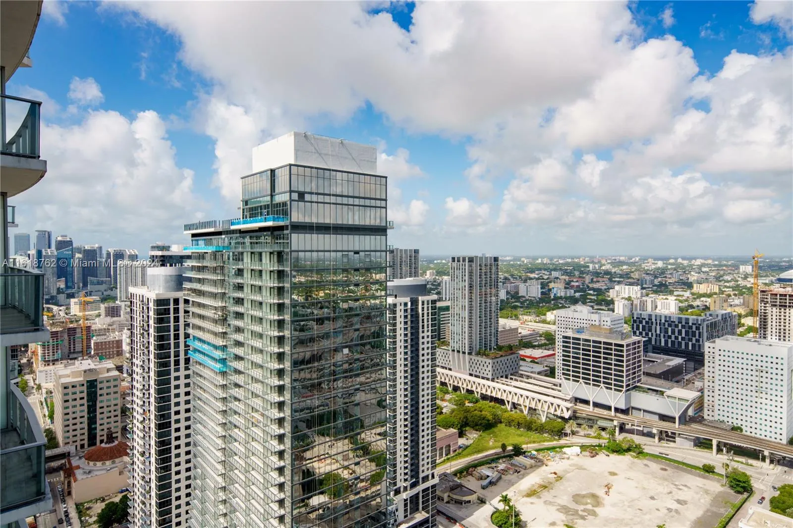 851 Ne 1st Ave 4406, Miami, Florida 33132, Miami, Florida 33132, 2 Bedrooms Bedrooms, ,2 BathroomsBathrooms,Residential,For Sale,851 Ne 1st Ave 4406, Miami, Florida 33132,A11618762