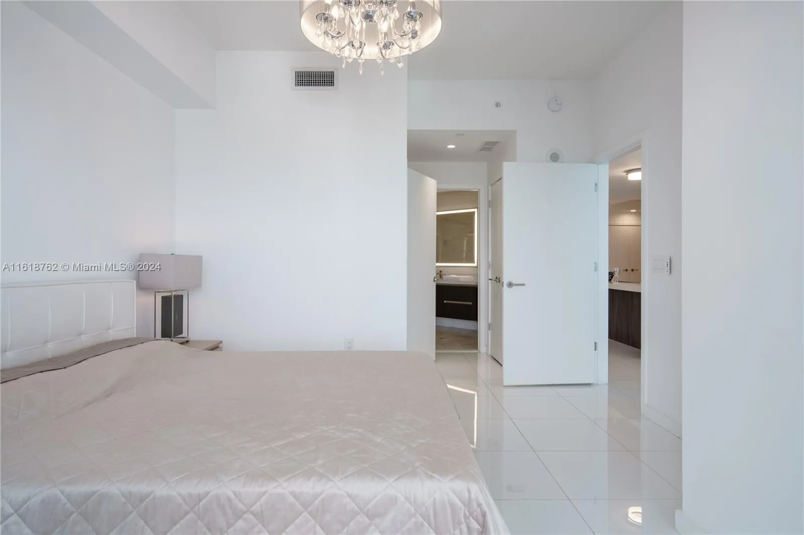 851 Ne 1st Ave 4406, Miami, Florida 33132, Miami, Florida 33132, 2 Bedrooms Bedrooms, ,2 BathroomsBathrooms,Residential,For Sale,851 Ne 1st Ave 4406, Miami, Florida 33132,A11618762