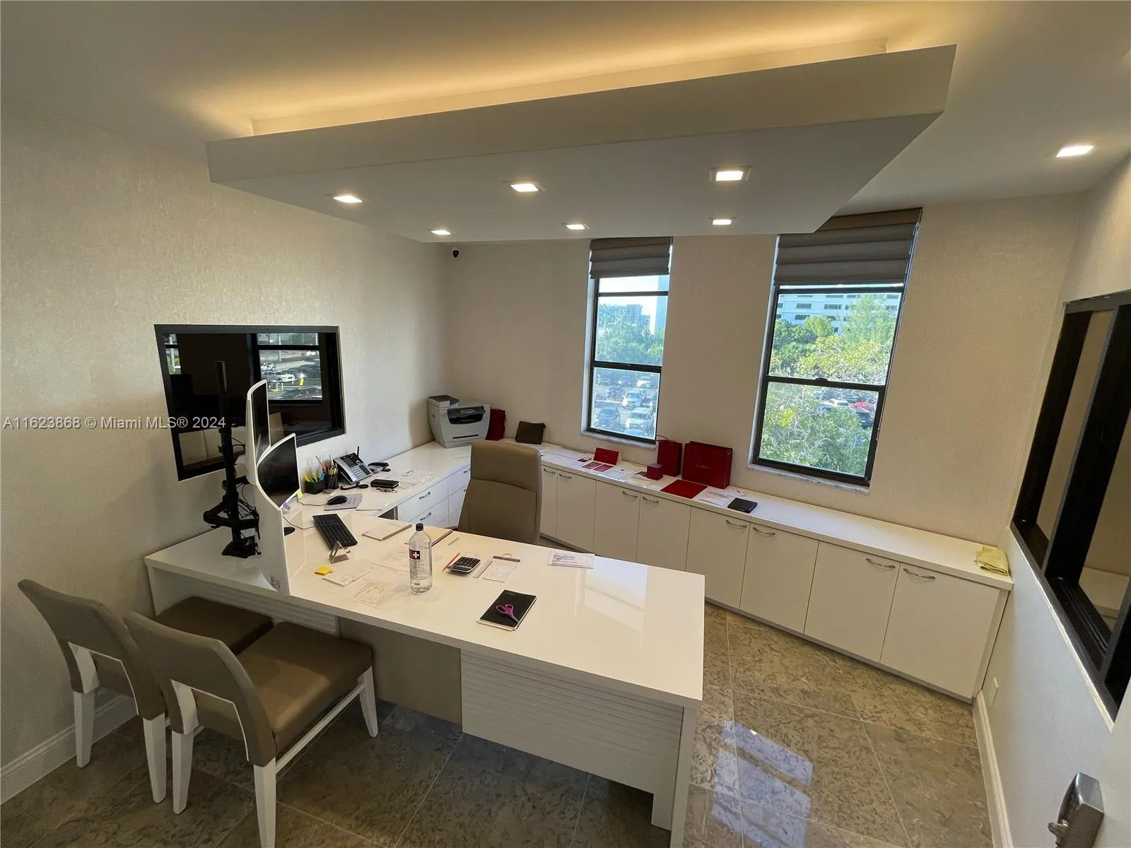 3800 S Ocean Dr 212, Hollywood, Florida 33019, Hollywood, Florida 33019, ,Commercial Sale,For Sale,3800 S Ocean Dr 212, Hollywood, Florida 33019,A11623868