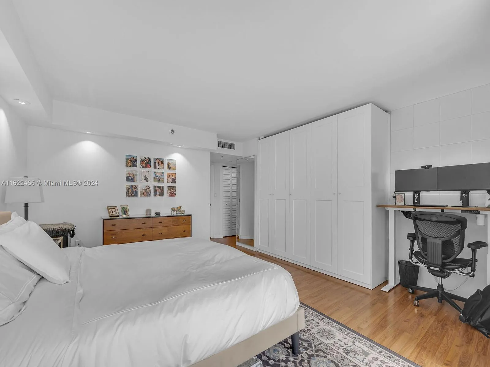 151 Se 15th Rd 501, Miami, Florida 33129, Miami, Florida 33129, 2 Bedrooms Bedrooms, ,2 BathroomsBathrooms,Residential Lease,For Rent,151 Se 15th Rd 501, Miami, Florida 33129,A11622466