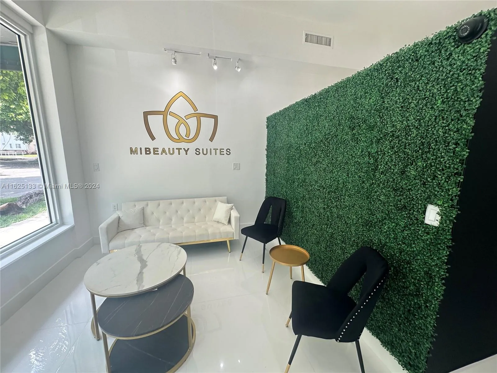 2389 Sw 22nd St 2397, Miami, Florida 33145, Miami, Florida 33145, ,Commercial Lease,For Rent,2389 Sw 22nd St 2397, Miami, Florida 33145,A11625133