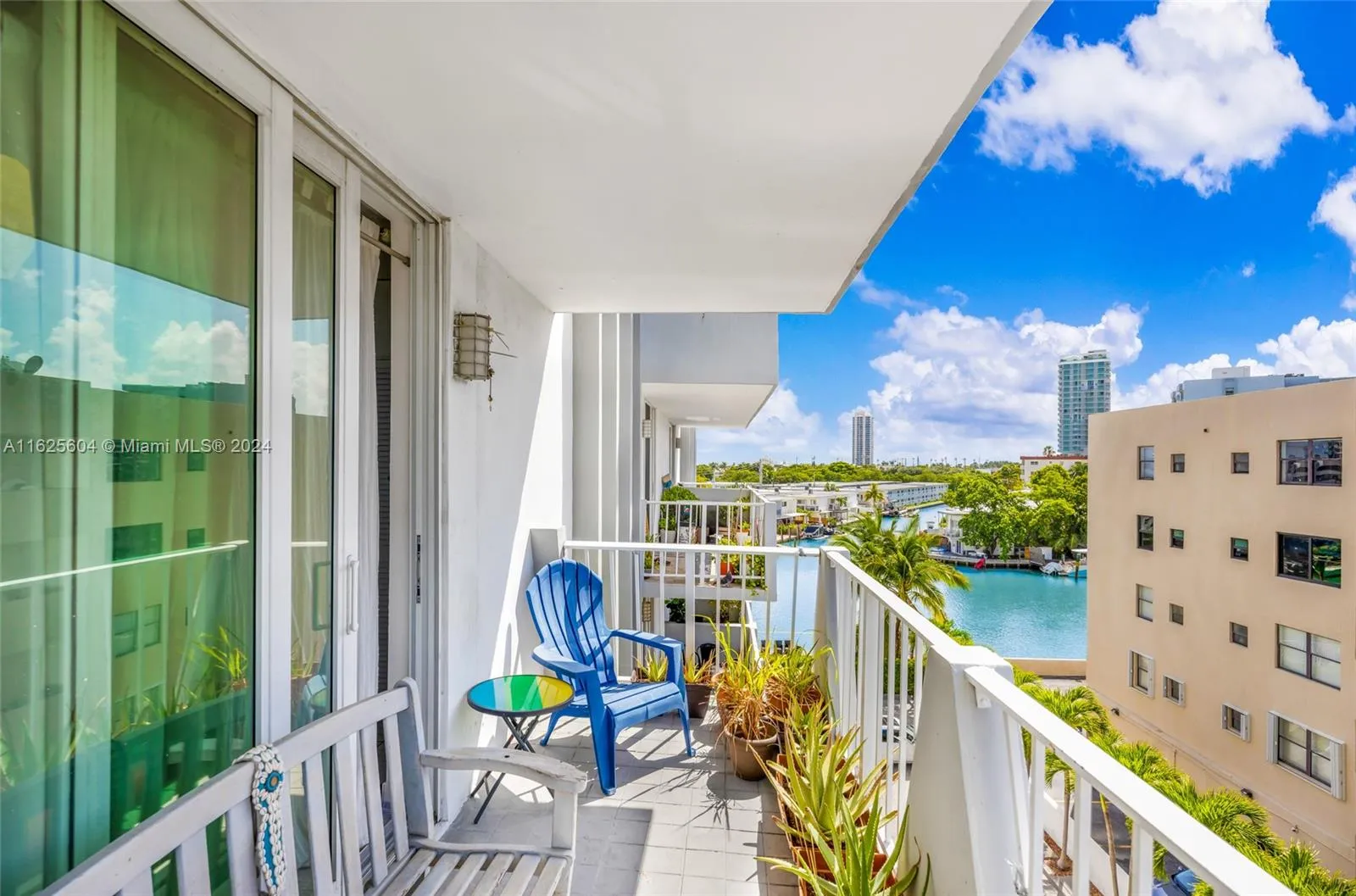 7133 Bay Dr 503, Miami Beach, Florida 33141, Miami Beach, Florida 33141, 1 Bedroom Bedrooms, ,1 BathroomBathrooms,Residential,For Sale,7133 Bay Dr 503, Miami Beach, Florida 33141,A11625604