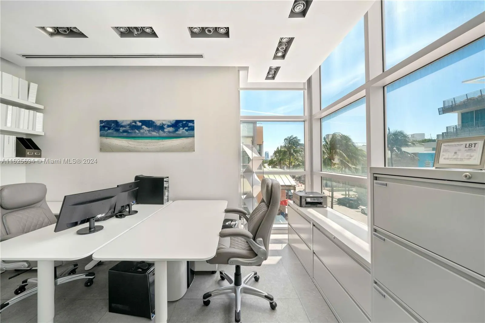 1451 Ocean Dr Cu-204, Miami Beach, Florida 33139, Miami Beach, Florida 33139, ,Commercial Sale,For Sale,1451 Ocean Dr Cu-204, Miami Beach, Florida 33139,A11625694