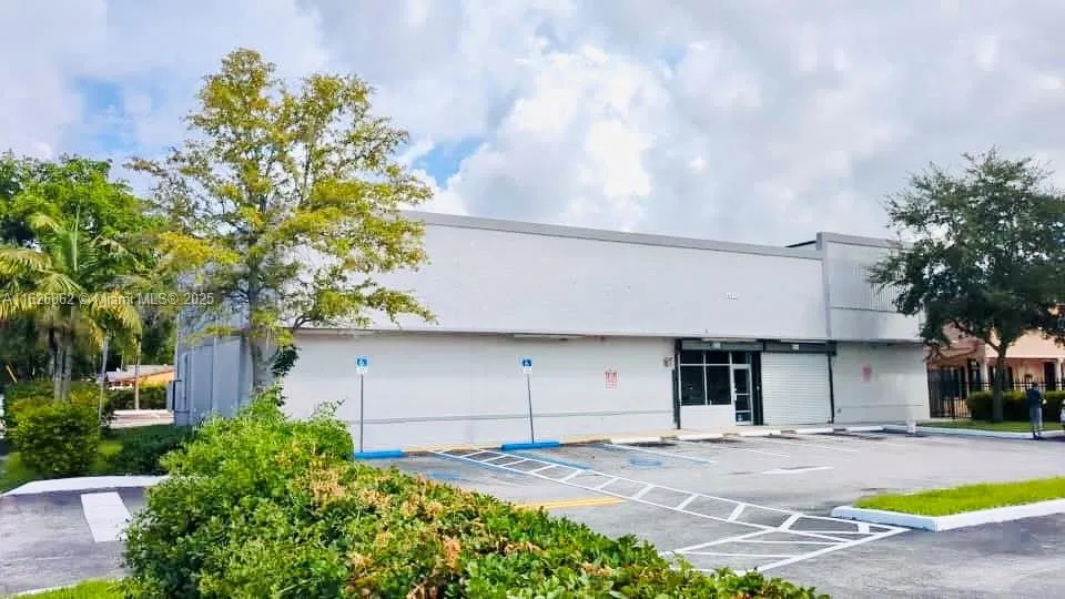 16525 Nw 27th Ave 16525, Miami Gardens, Florida 33, Miami Gardens, Florida 33054, ,Commercial Lease,For Rent,16525 Nw 27th Ave 16525, Miami Gardens, Florida 33,A11626862