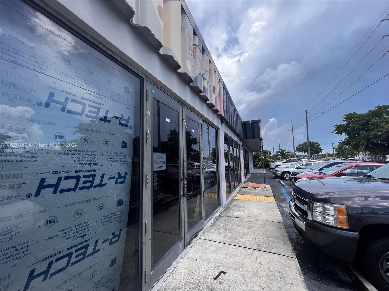 1100 S Dixie Hwy, Hollywood, Florida 33020, Hollywood, Florida 33020, ,Commercial Lease,For Rent,1100 S Dixie Hwy, Hollywood, Florida 33020,A11629162