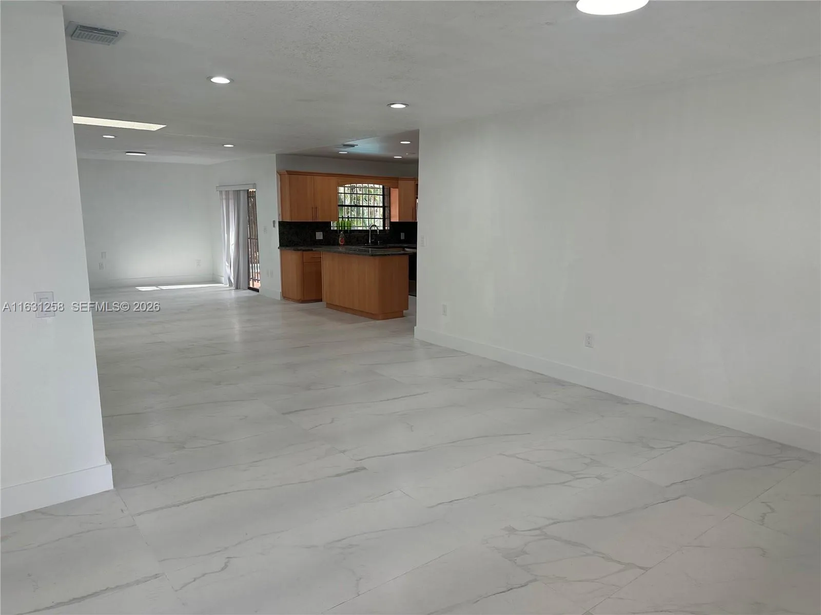 324 E 34th St, Hialeah, Florida 33013, Hialeah, Florida 33013, ,Residential Income,For Sale,324 E 34th St, Hialeah, Florida 33013,A11631258