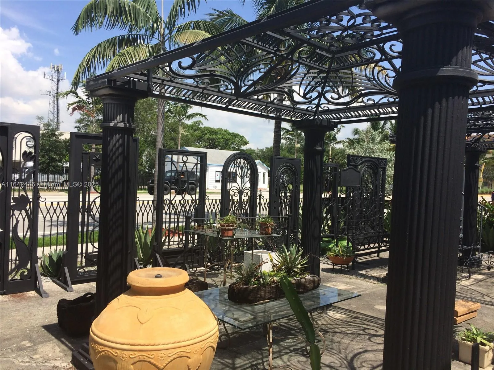 102 N Federal Hwy, Dania Beach, Florida 33004, Dania Beach, Florida 33004, ,Commercial Lease,For Rent,102 N Federal Hwy, Dania Beach, Florida 33004,A11642445