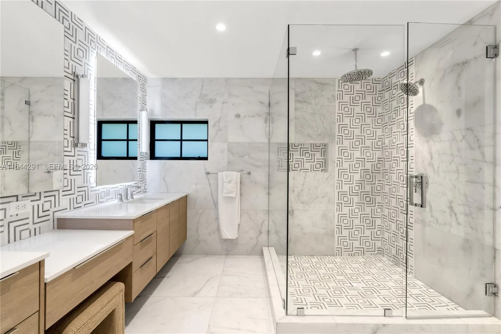 4442 Prairie Ave, Miami Beach, Florida 33140, Miami Beach, Florida 33140, 6 Bedrooms Bedrooms, ,7 BathroomsBathrooms,Residential,For Sale,4442 Prairie Ave, Miami Beach, Florida 33140,A11644291