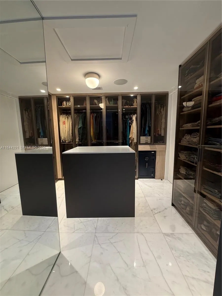 4442 Prairie Ave, Miami Beach, Florida 33140, Miami Beach, Florida 33140, 6 Bedrooms Bedrooms, ,7 BathroomsBathrooms,Residential,For Sale,4442 Prairie Ave, Miami Beach, Florida 33140,A11644291