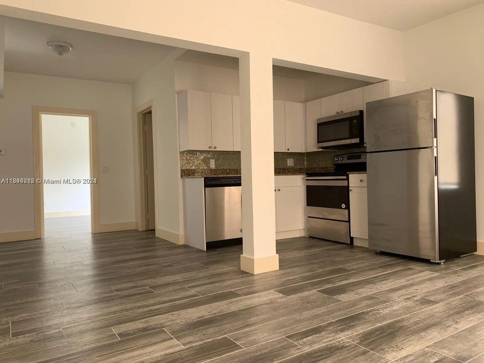 2500 Ne 192nd St, Miami, Florida 33180, Miami, Florida 33180, ,Residential Income,For Sale,2500 Ne 192nd St, Miami, Florida 33180,A11644212