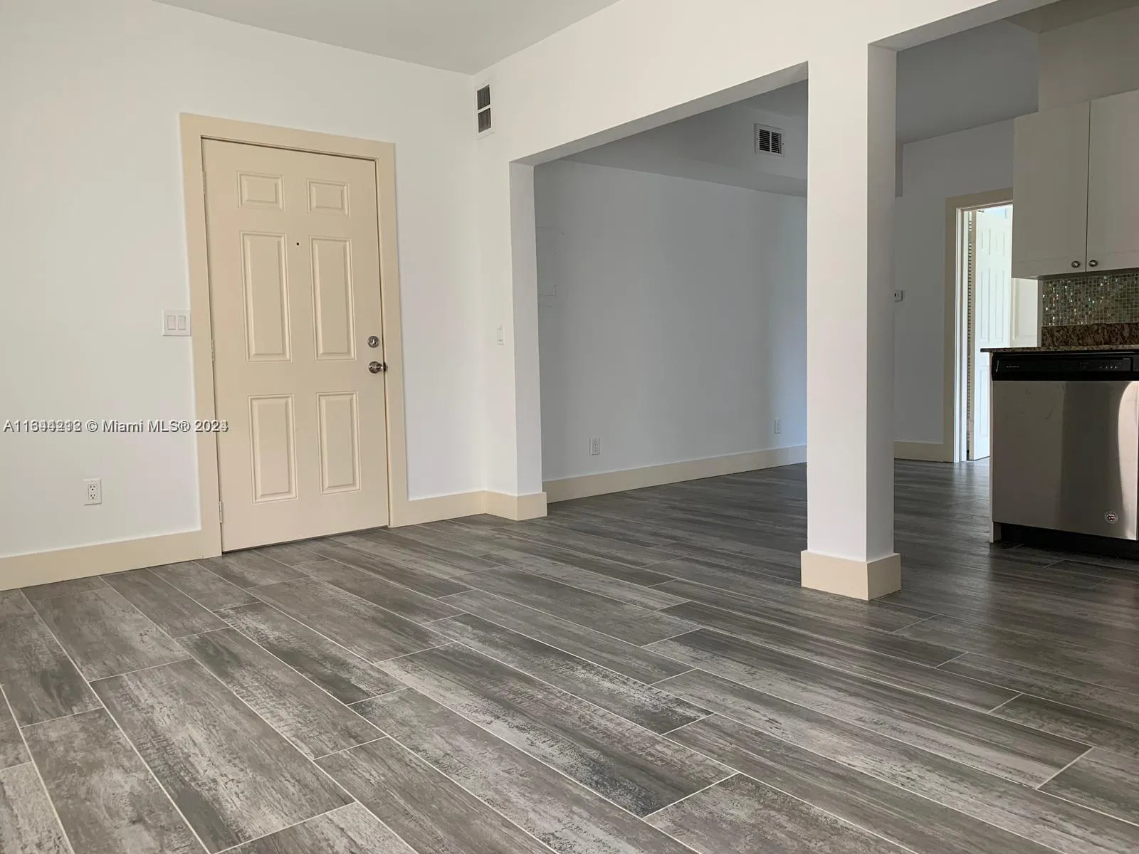 2500 Ne 192nd St, Miami, Florida 33180, Miami, Florida 33180, ,Residential Income,For Sale,2500 Ne 192nd St, Miami, Florida 33180,A11644212