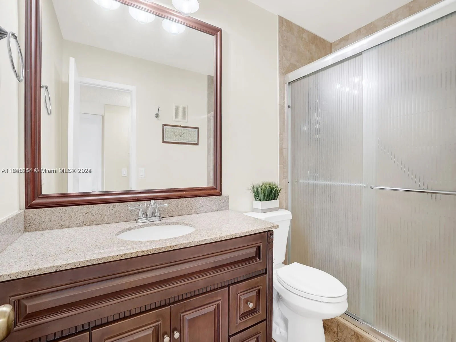 9727 Hammocks Blvd 201d, Miami, Florida 33196, Miami, Florida 33196, 2 Bedrooms Bedrooms, ,2 BathroomsBathrooms,Residential,For Sale,9727 Hammocks Blvd 201d, Miami, Florida 33196,A11645151