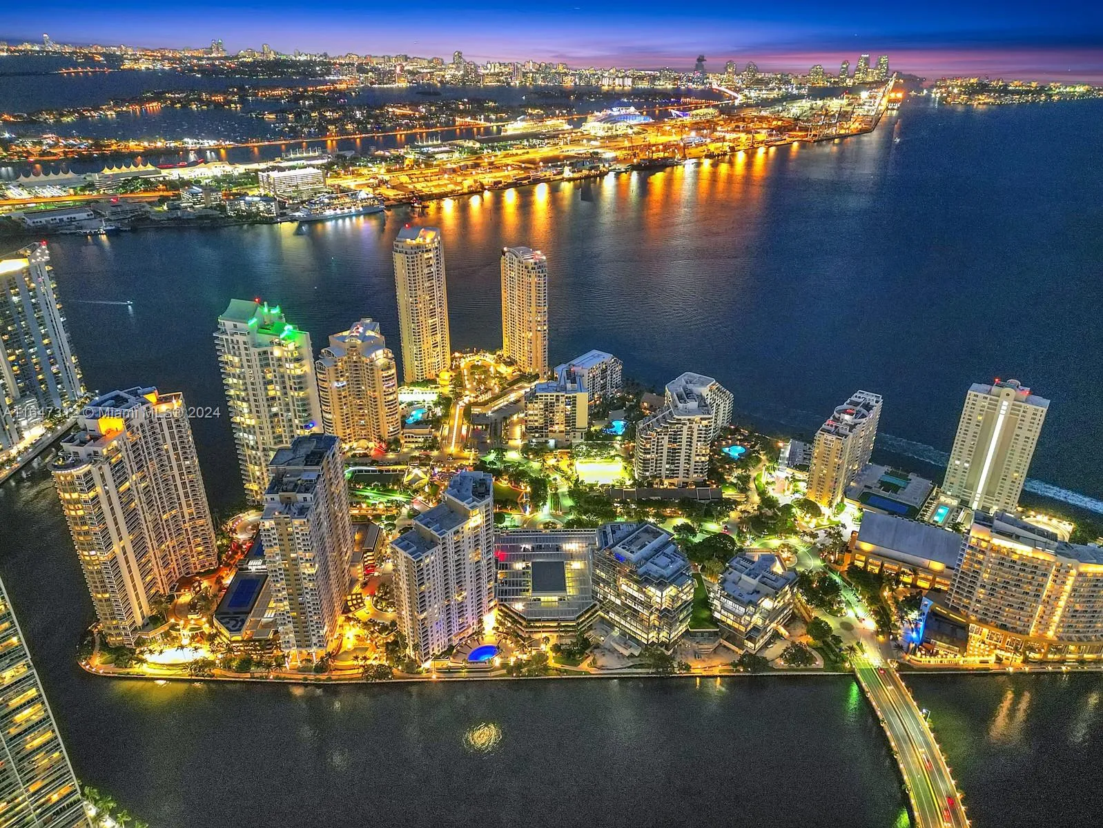 848 Brickell Key Dr 4003, Miami, Florida 33131, Miami, Florida 33131, 1 Bedroom Bedrooms, ,1 BathroomBathrooms,Residential,For Sale,848 Brickell Key Dr 4003, Miami, Florida 33131,A11647312
