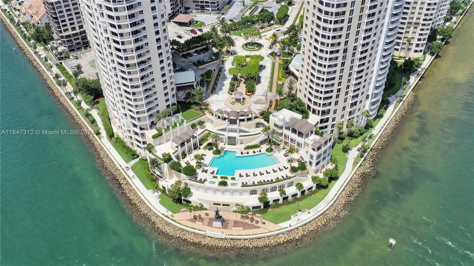 848 Brickell Key Dr 4003, Miami, Florida 33131, Miami, Florida 33131, 1 Bedroom Bedrooms, ,1 BathroomBathrooms,Residential,For Sale,848 Brickell Key Dr 4003, Miami, Florida 33131,A11647312