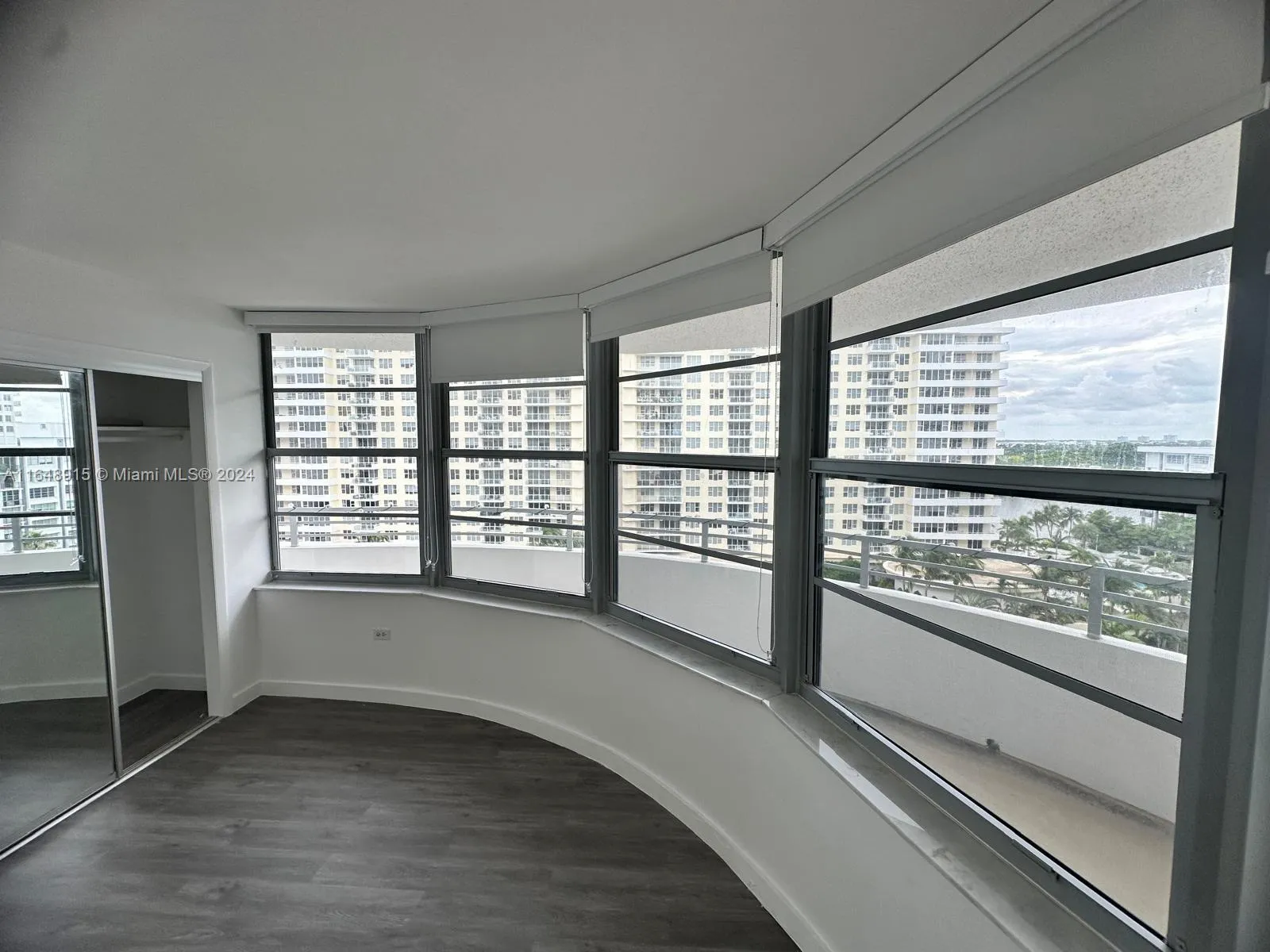 5555 Collins Ave 10b, Miami Beach, Florida 33140, Miami Beach, Florida 33140, 2 Bedrooms Bedrooms, ,2 BathroomsBathrooms,Residential,For Sale,5555 Collins Ave 10b, Miami Beach, Florida 33140,A11648915 5555 Collins Ave 10b, Miami Beach, Florida 33140, Miami Beach, Florida 33140, 2 Bedrooms Bedrooms, ,2 BathroomsBathrooms,Residential,For Sale,5555 Collins Ave 10b, Miami Beach, Florida 33140,A11648915