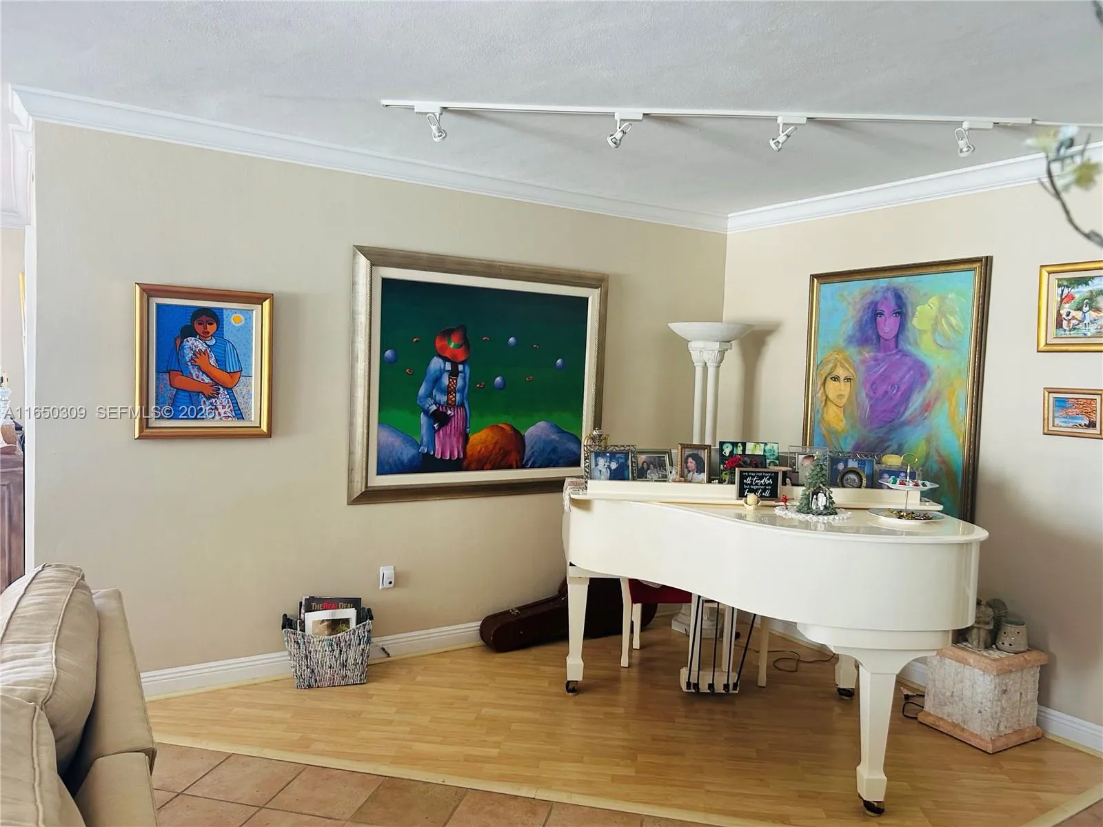 5825 Collins Ave 7f, Miami Beach, Florida 33140, Miami Beach, Florida 33140, 3 Bedrooms Bedrooms, ,2 BathroomsBathrooms,Residential,For Sale,5825 Collins Ave 7f, Miami Beach, Florida 33140,A11650309