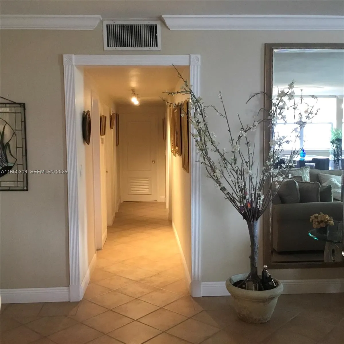 5825 Collins Ave 7f, Miami Beach, Florida 33140, Miami Beach, Florida 33140, 3 Bedrooms Bedrooms, ,2 BathroomsBathrooms,Residential,For Sale,5825 Collins Ave 7f, Miami Beach, Florida 33140,A11650309