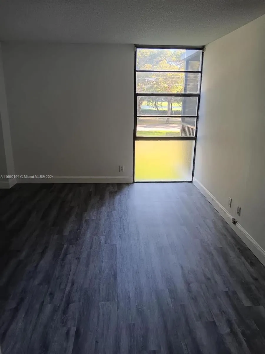 3475 N Country Club Dr 204, Aventura, Florida 3318, Aventura, Florida 33180, 1 Bedroom Bedrooms, 1 Room Rooms,1 BathroomBathrooms,Residential,For Sale,3475 N Country Club Dr 204, Aventura, Florida 3318,A11650166