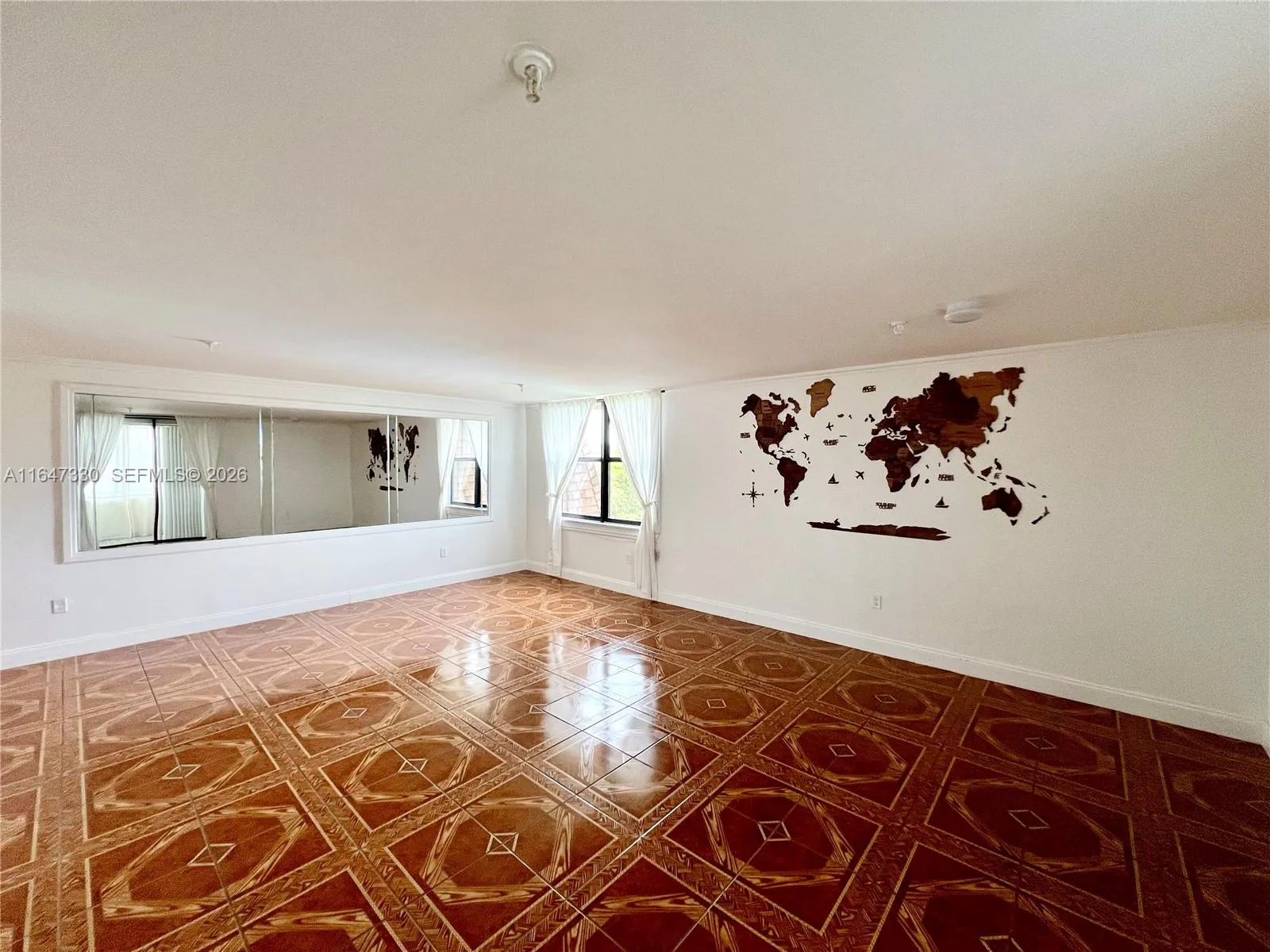671 Ne 195th St 425-e, Miami, Florida 33179, Miami, Florida 33179, 2 Bedrooms Bedrooms, ,2 BathroomsBathrooms,Residential,For Sale,671 Ne 195th St 425-e, Miami, Florida 33179,A11647330