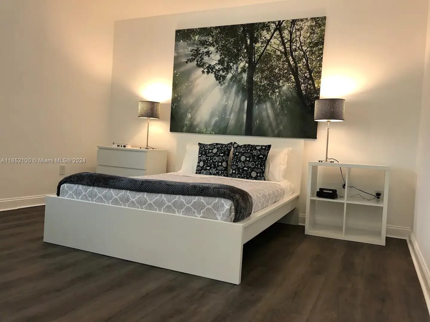 2615 Collins Ave 24, Miami Beach, Florida 33140, Miami Beach, Florida 33140, 2 Bedrooms Bedrooms, ,1 BathroomBathrooms,Residential,For Sale,2615 Collins Ave 24, Miami Beach, Florida 33140,A11652100