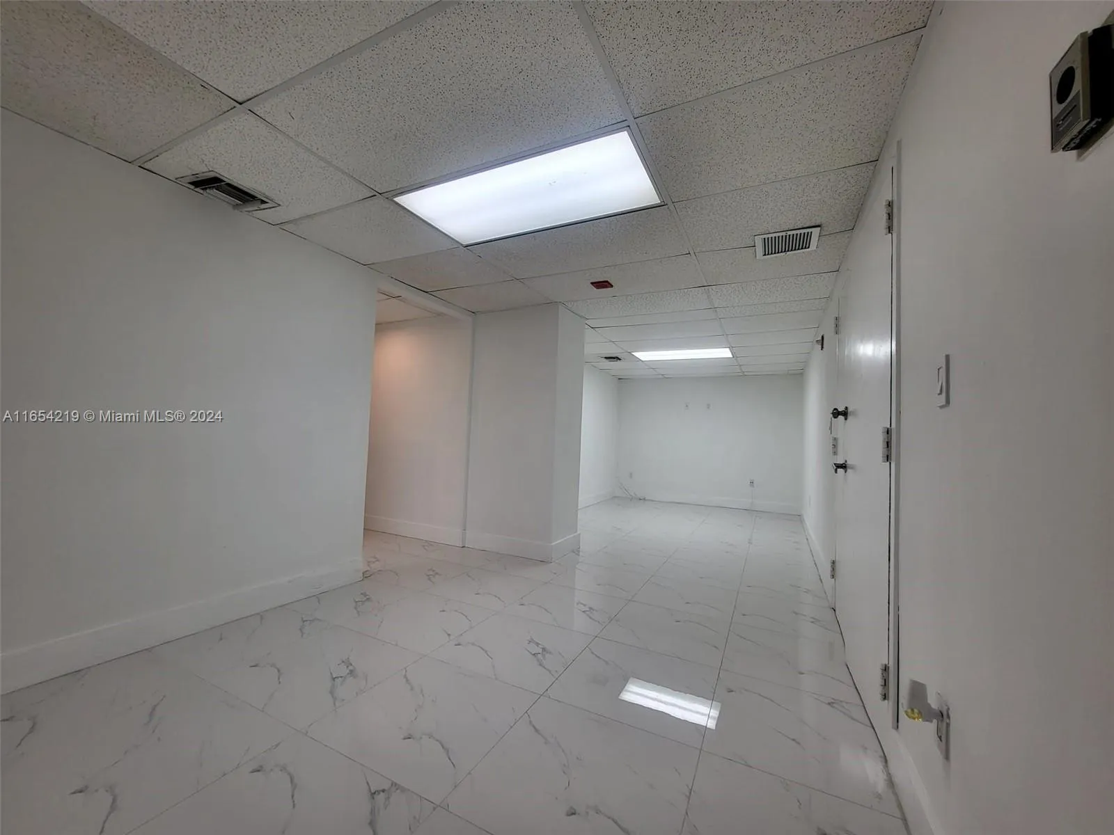 13499 Biscayne Blvd, North Miami, Florida 33181, North Miami, Florida 33181, ,Commercial Lease,For Rent,13499 Biscayne Blvd, North Miami, Florida 33181,A11654219 13499 Biscayne Blvd, North Miami, Florida 33181, North Miami, Florida 33181, ,Commercial Lease,For Rent,13499 Biscayne Blvd, North Miami, Florida 33181,A11654219