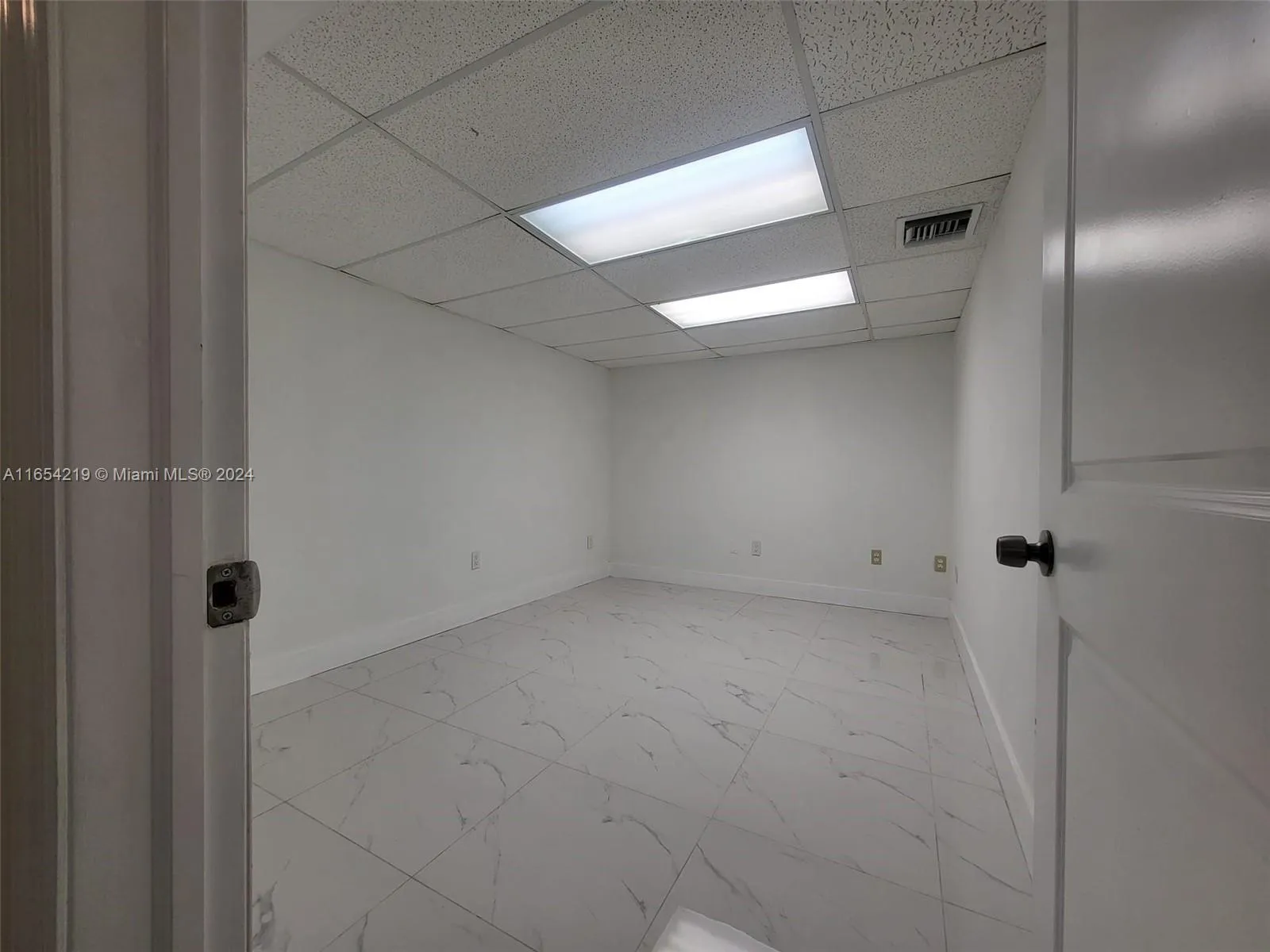 13499 Biscayne Blvd, North Miami, Florida 33181, North Miami, Florida 33181, ,Commercial Lease,For Rent,13499 Biscayne Blvd, North Miami, Florida 33181,A11654219