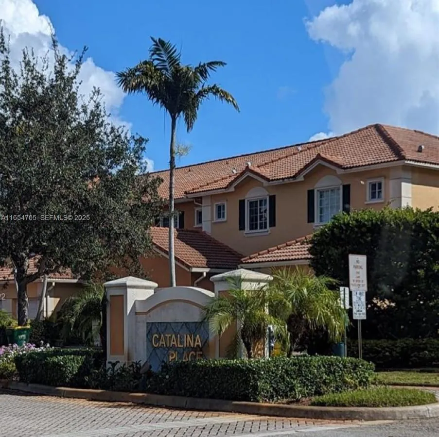 6407 Catalina Ln 6407, Tamarac, Florida 33321, Tamarac, Florida 33321, 3 Bedrooms Bedrooms, ,2 BathroomsBathrooms,Residential,For Sale,6407 Catalina Ln 6407, Tamarac, Florida 33321,A11654705