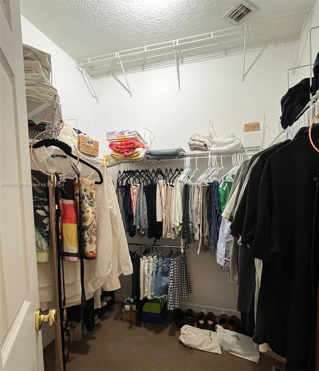 5600 Nw 114th Pl 105, Doral, Florida 33178, Doral, Florida 33178, 3 Bedrooms Bedrooms, ,2 BathroomsBathrooms,Residential,For Sale,5600 Nw 114th Pl 105, Doral, Florida 33178,A11655047