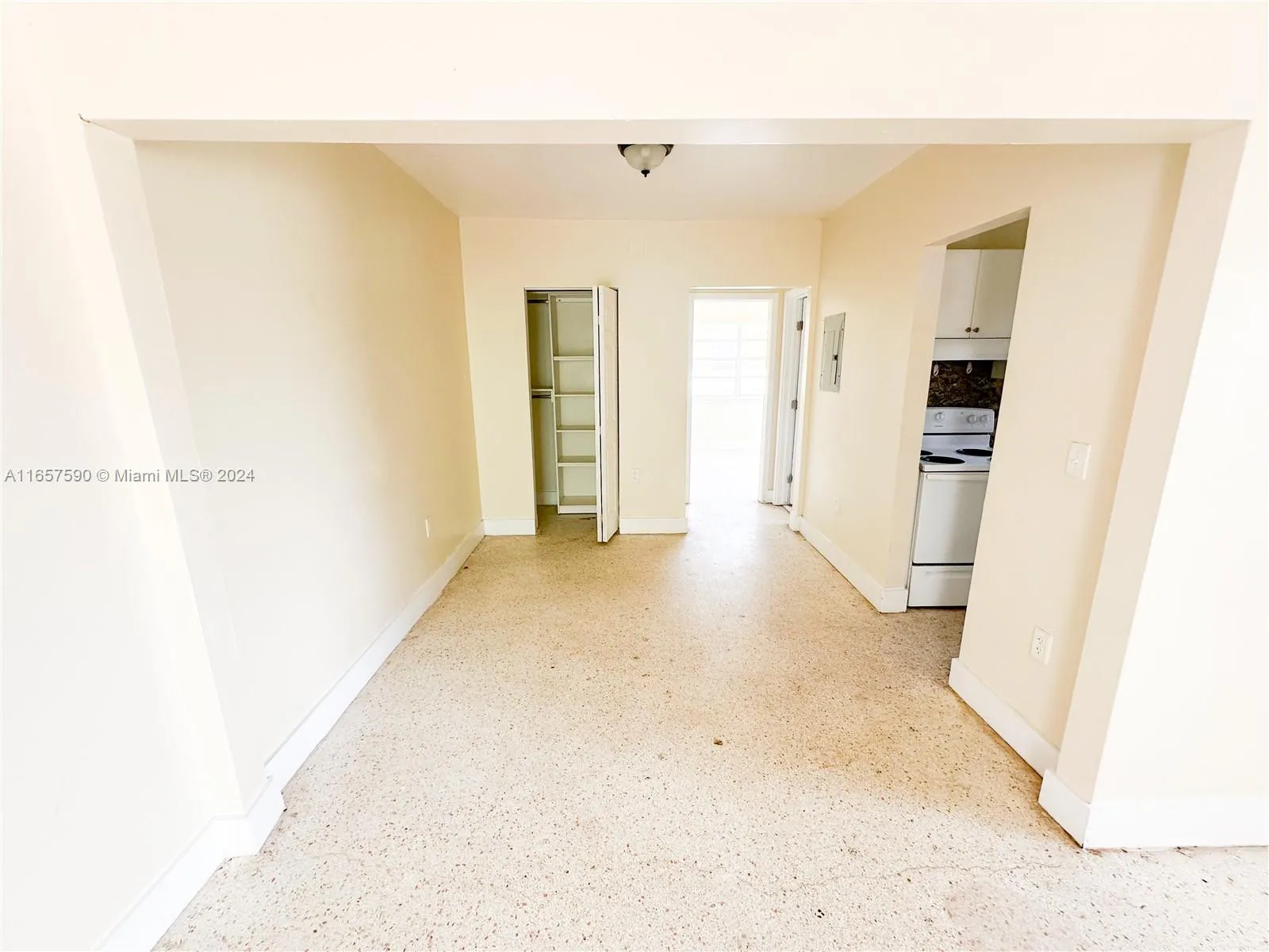 2130 Bay Dr, Miami Beach, Florida 33141, Miami Beach, Florida 33141, ,Commercial Sale,For Sale,2130 Bay Dr, Miami Beach, Florida 33141,A11657590