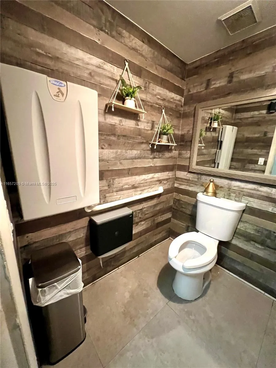 Miami, Florida 33175, ,Business Opportunity,For Sale,A11657209