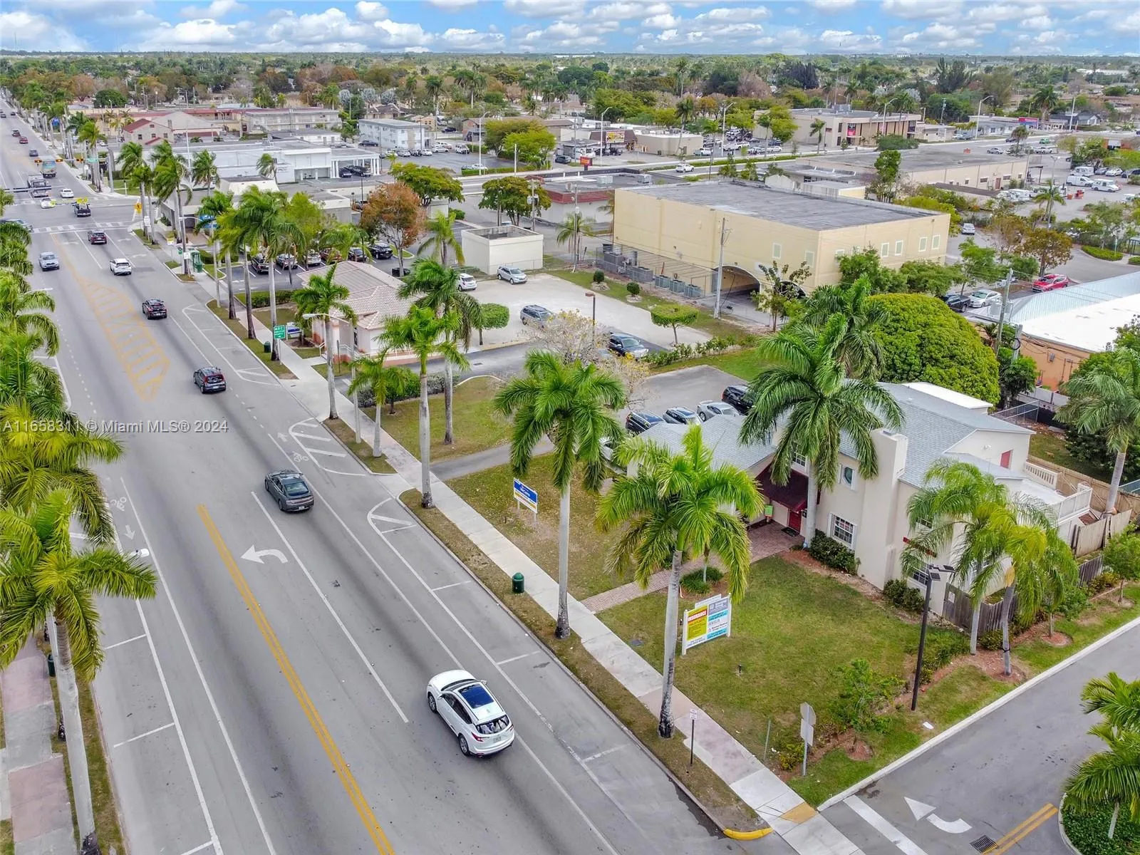 633 N Krome Ave, Homestead, Florida 33030, Homestead, Florida 33030, ,Commercial Sale,For Sale,633 N Krome Ave, Homestead, Florida 33030,A11658311
