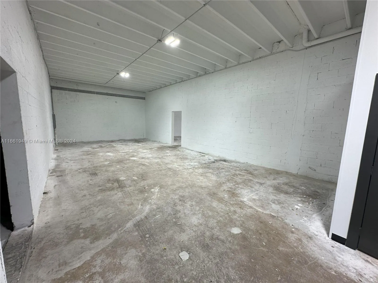 1724 Nw 22nd St, Miami, Florida 33142, Miami, Florida 33142, ,Commercial Lease,For Rent,1724 Nw 22nd St, Miami, Florida 33142,A11661949