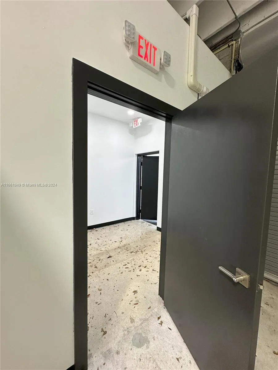 1724 Nw 22nd St, Miami, Florida 33142, Miami, Florida 33142, ,Commercial Lease,For Rent,1724 Nw 22nd St, Miami, Florida 33142,A11661949