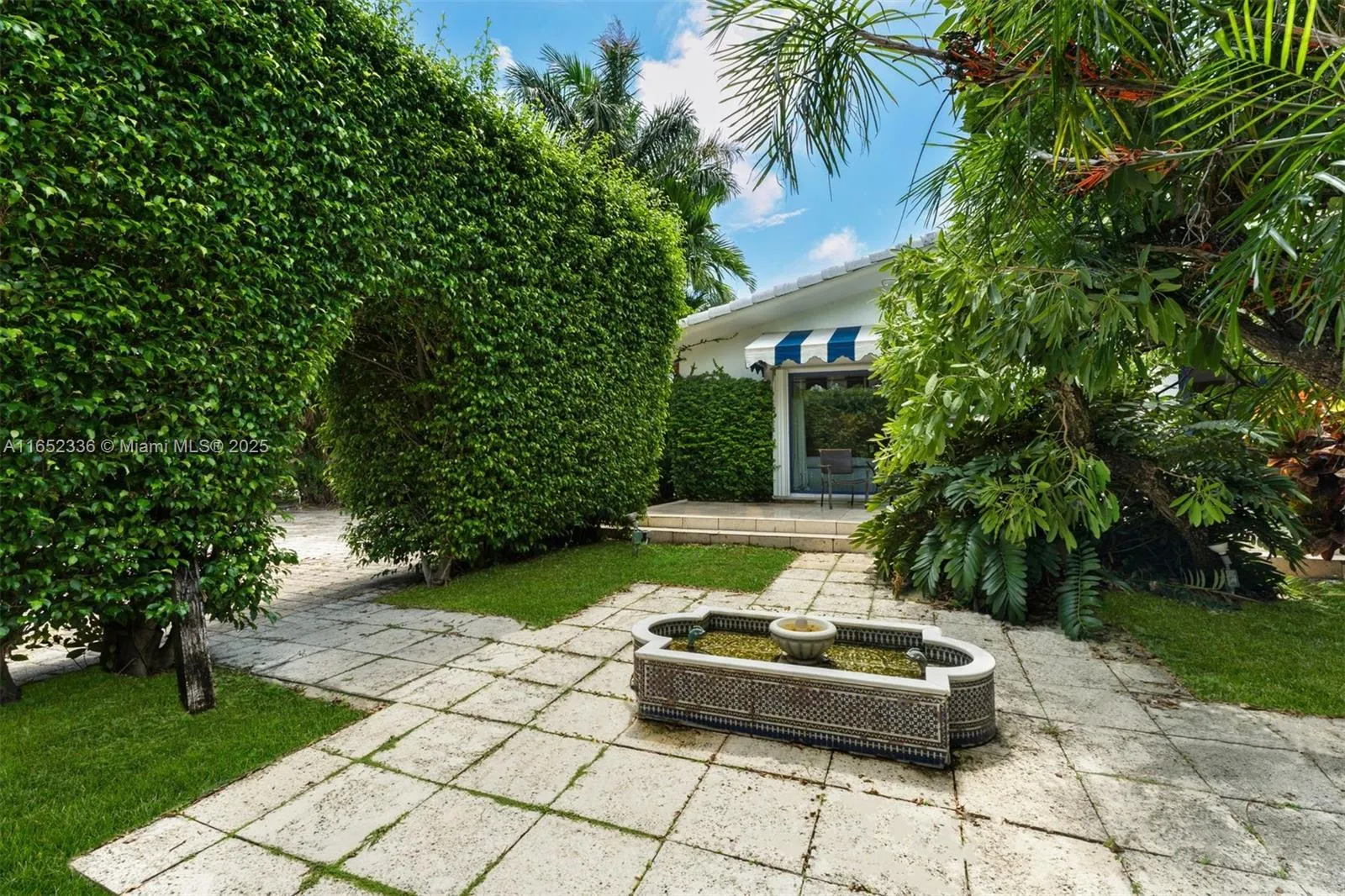 7975 Biscayne Point Cir, Miami Beach, Florida 3314, Miami Beach, Florida 33141, 3 Bedrooms Bedrooms, ,2 BathroomsBathrooms,Residential,For Sale,7975 Biscayne Point Cir, Miami Beach, Florida 3314,A11652336