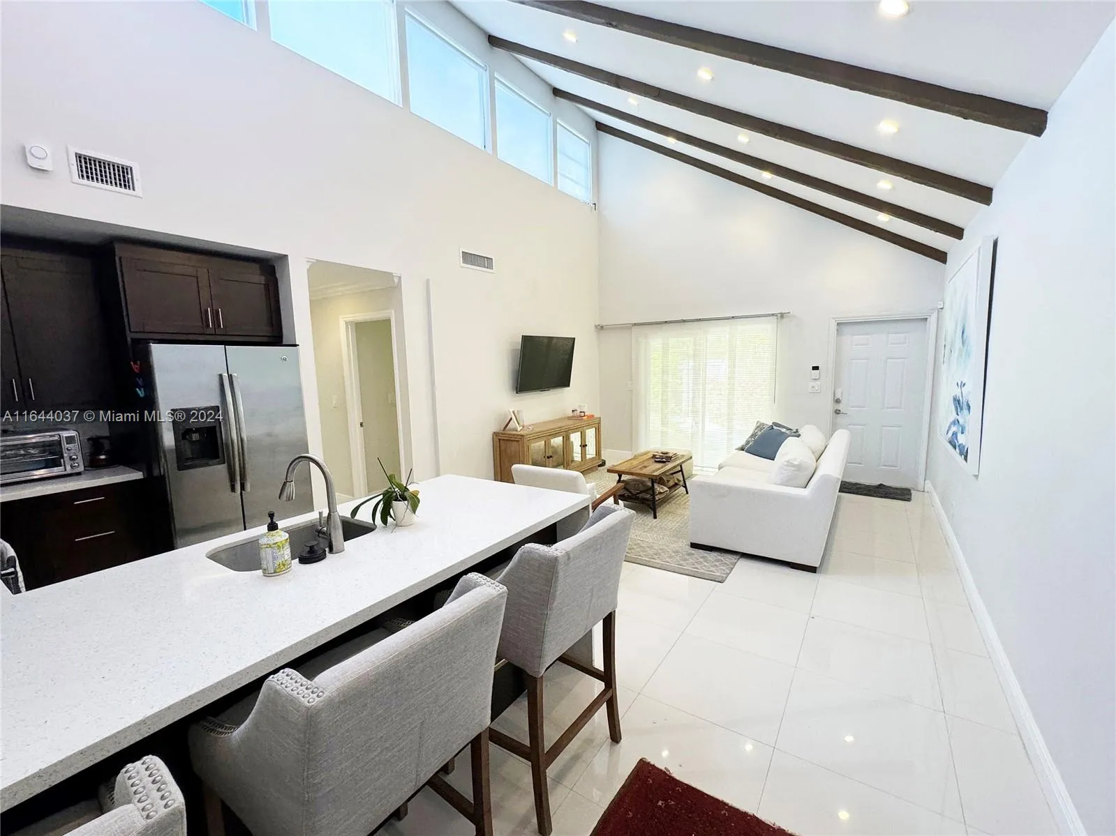 7788 Sw 99th St 2, Miami, Florida 33156, Miami, Florida 33156, 2 Bedrooms Bedrooms, ,2 BathroomsBathrooms,Residential Lease,For Rent,7788 Sw 99th St 2, Miami, Florida 33156,A11644037
